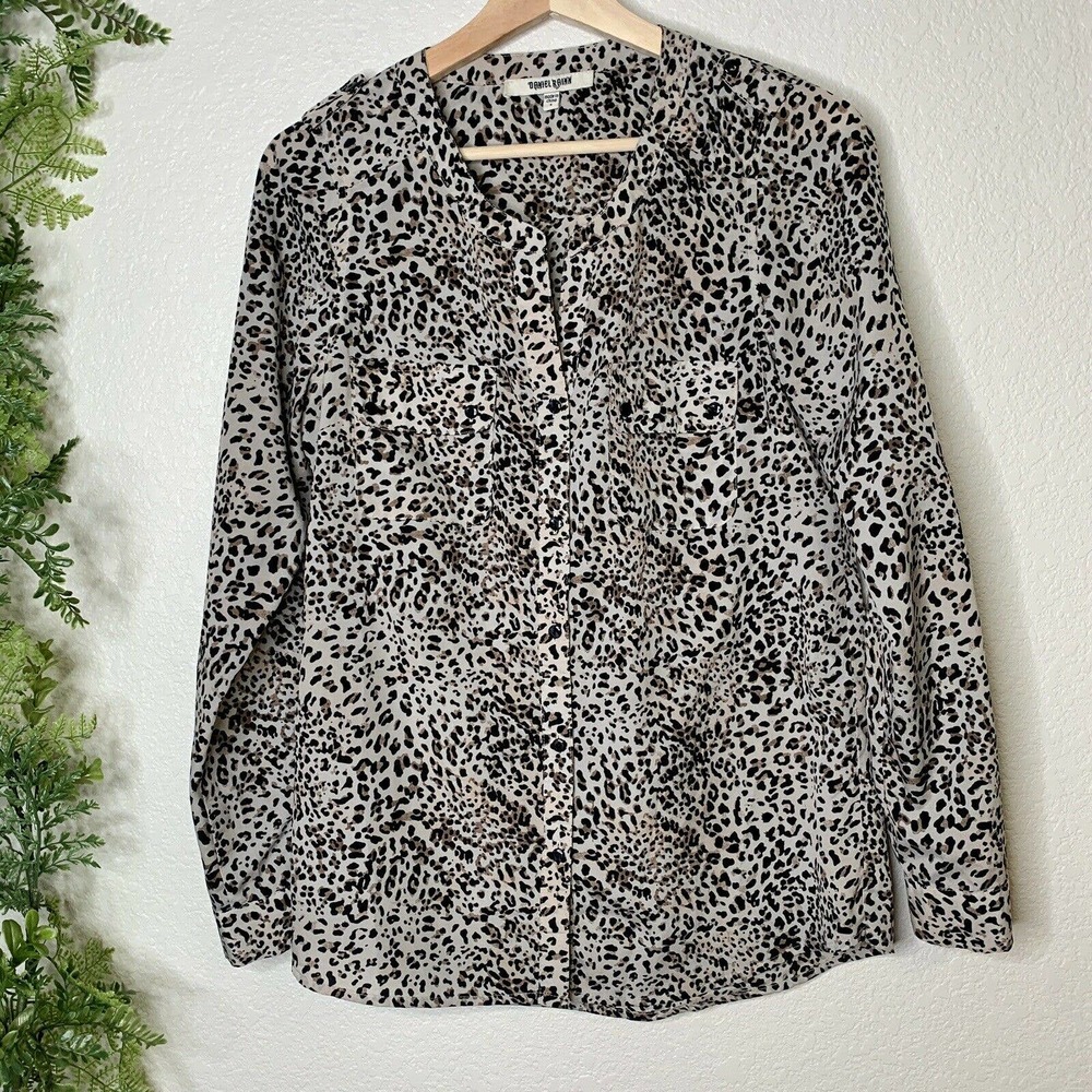 🌳 Daniel Rainn Button Up Shirt Leopard Print S